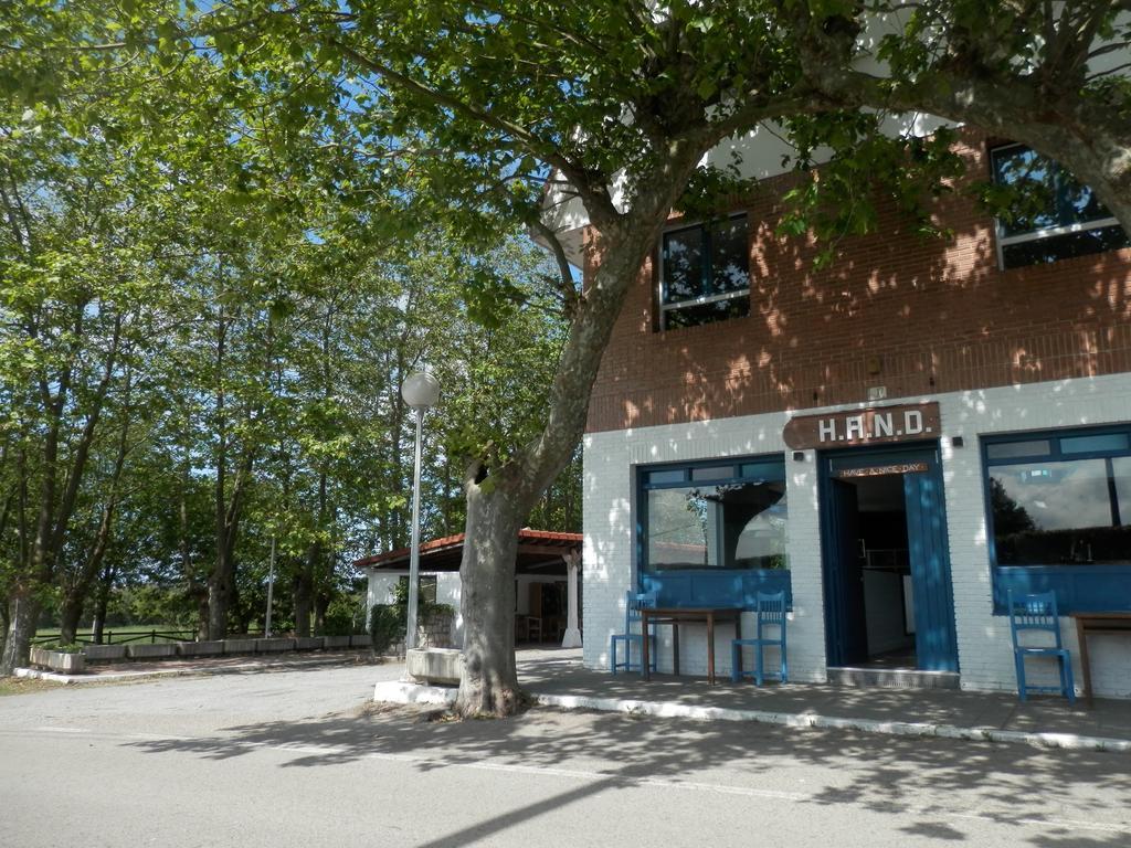 H.A.N.D Surf Hostel Langre  Exterior photo